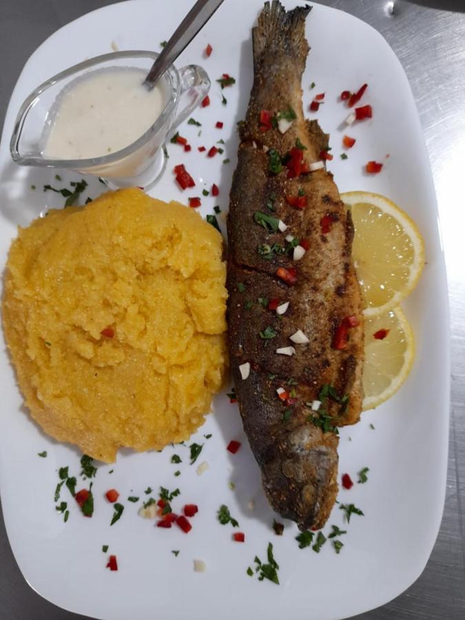 Cabana Dor De-Acas / Restaurant Dor De-Acas Gura Haitii Exterior foto